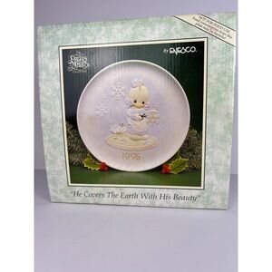 Precious Moments "He Covers the Earth With His Beauty" 1995 collector plate